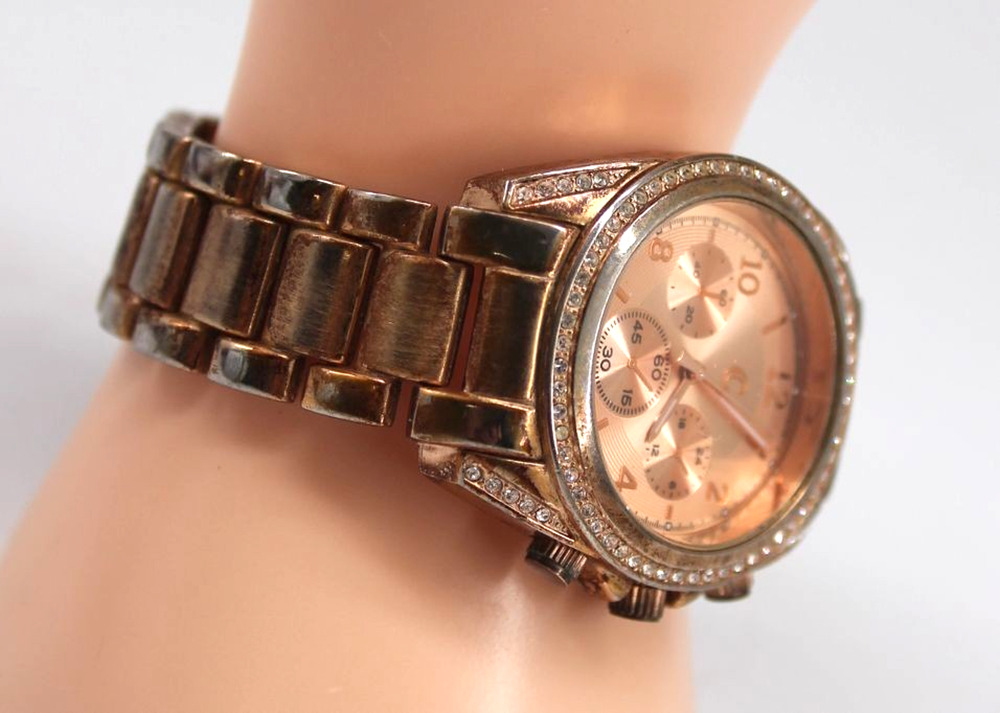 Vintage Large Face Rhinestone Fashion Watch Goldtone Marked C Mechanical Wind Up